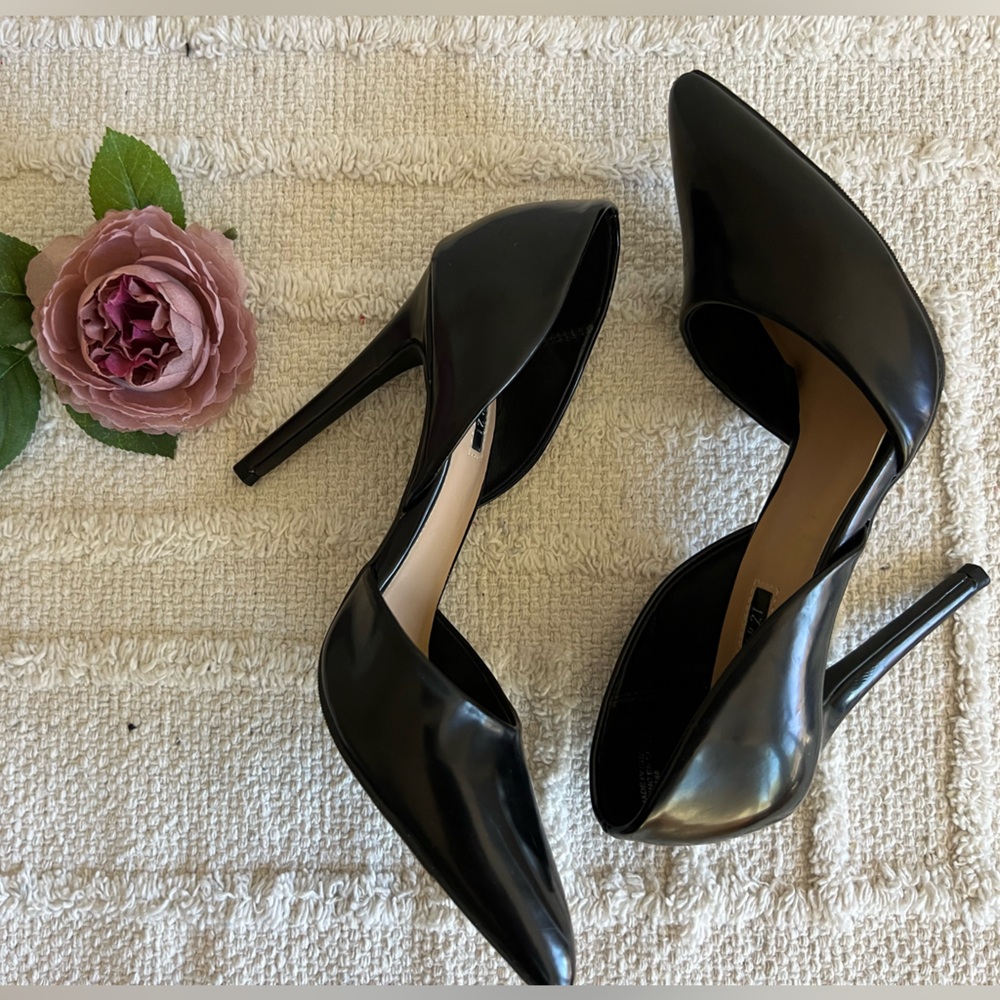 FOREVER 21 Black Patent Pointy Heels- Size 6